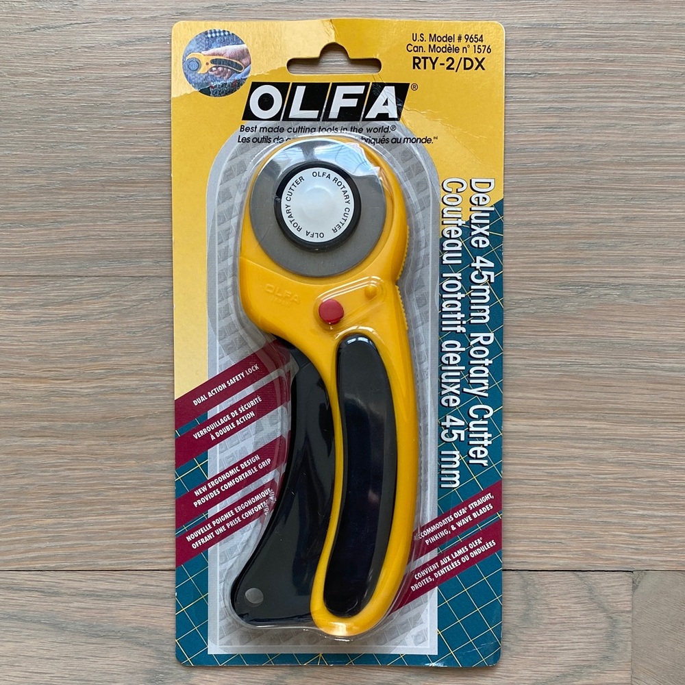 Olfa Deluxe 45mm Rotary Cutter - Model RTY-2/DX